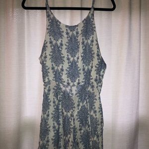 Super cute and comfortable romper.
